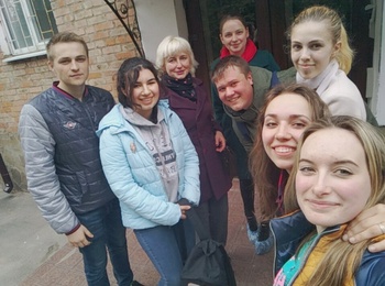 Єднання із дитячими сердечками
